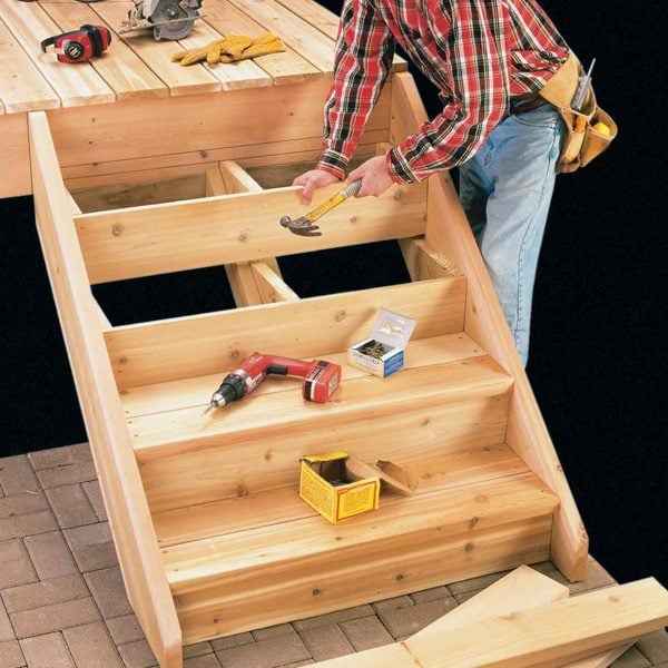 Build Deck Stairs